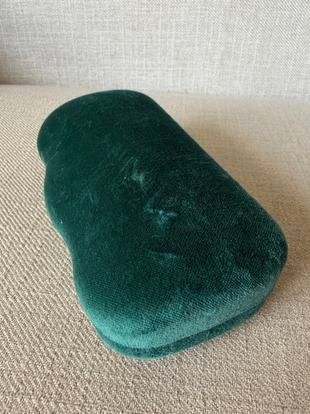 Gucci Emerald Velvet Hard Shell Eyewear Case - Picture 6 of 9